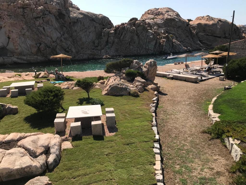 Residence Cala Francese - Case Sul Mare La Maddalena  Extérieur photo