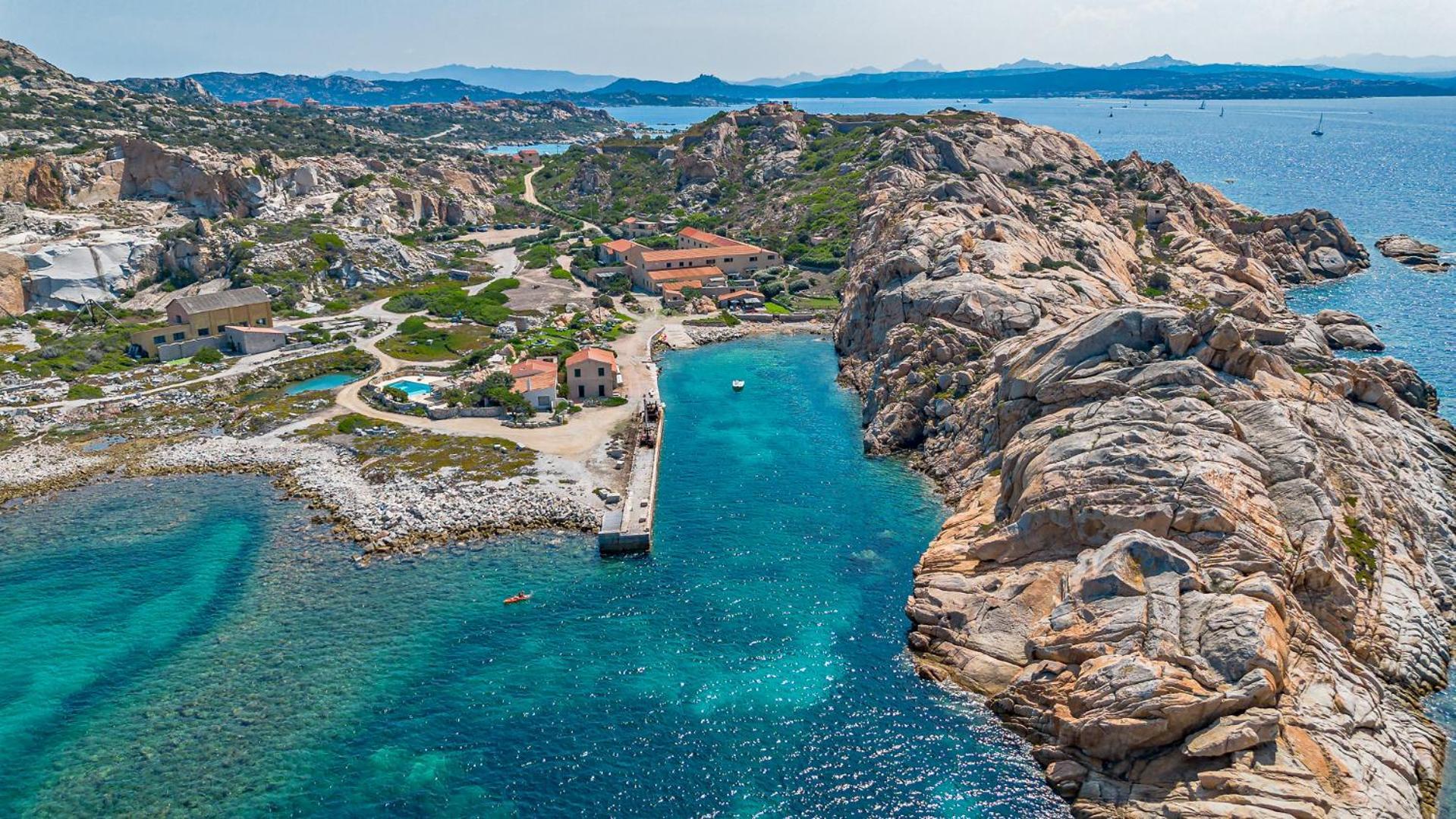 Residence Cala Francese - Case Sul Mare La Maddalena  Extérieur photo