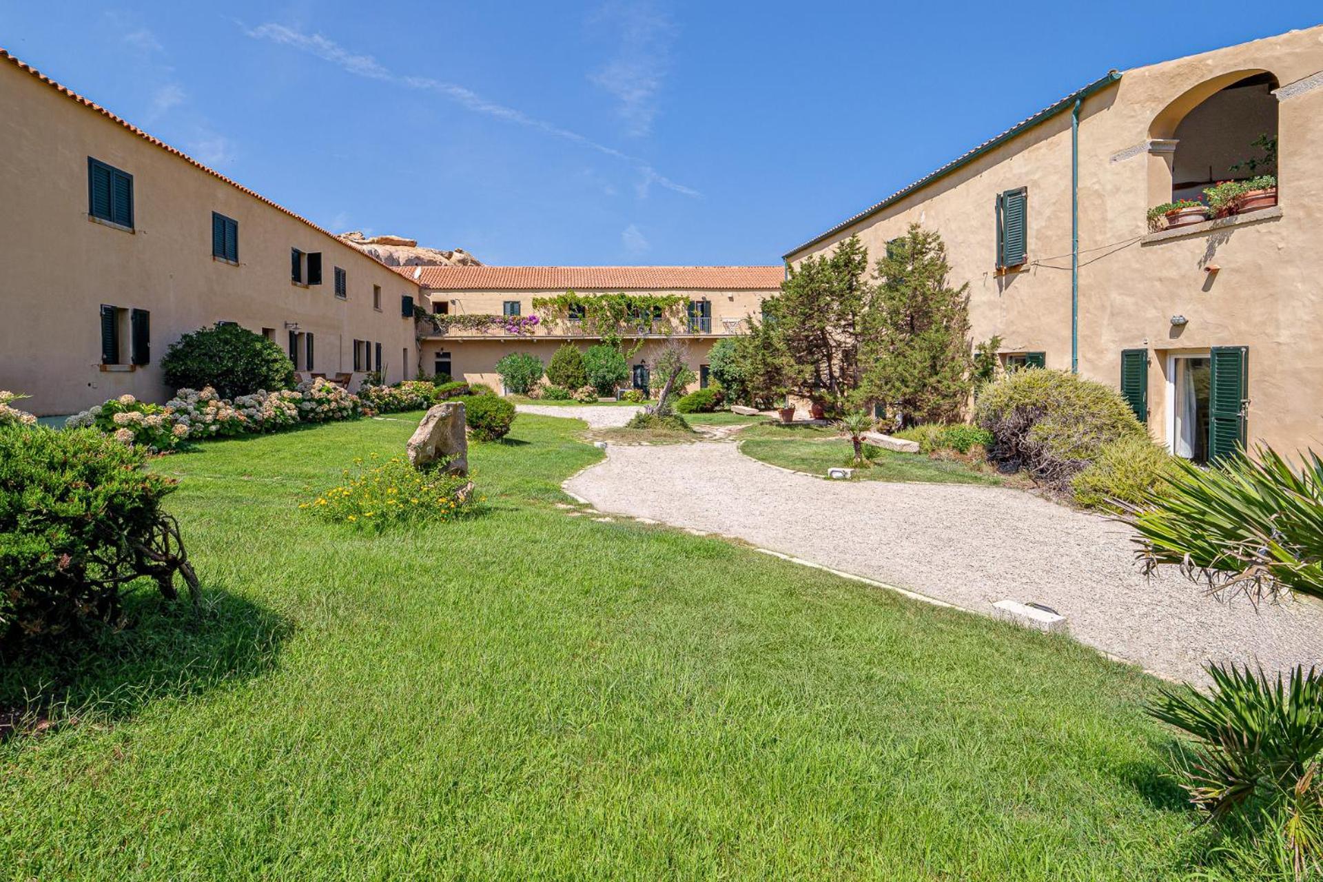 Residence Cala Francese - Case Sul Mare La Maddalena  Extérieur photo