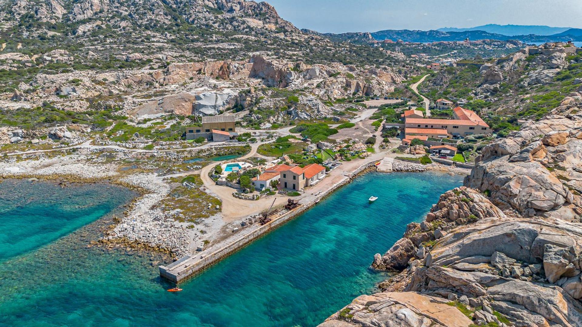 Residence Cala Francese - Case Sul Mare La Maddalena  Extérieur photo